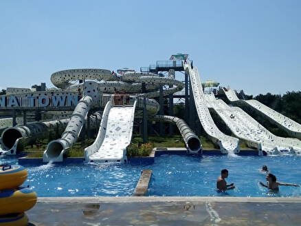 Аквапарк Aqualand