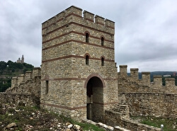 Крепость Трапезица