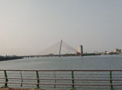Мост Чан Тхи Ли