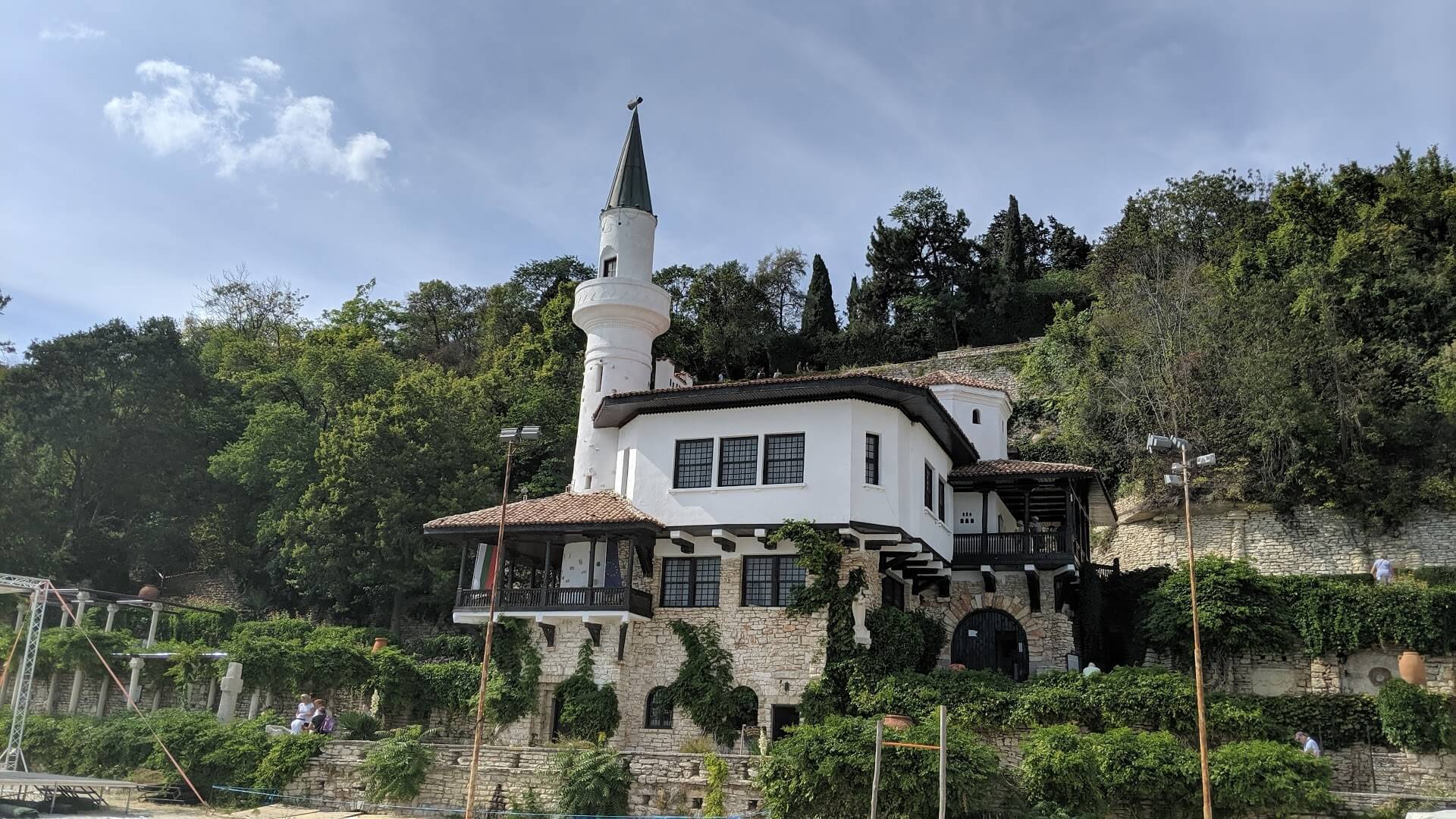 Ботанический сад и дворец королевы Марии в Балчике, Болгария: фото, отзывы  и цены