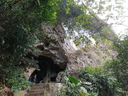 Больничная пещера