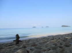 Пляж Ао Плай Лэм