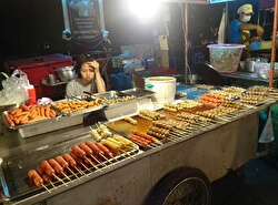 Ночной рынок Банг Лан