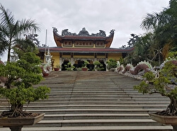 Храм Чунг Лам