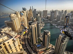 Зиплайн XLine в торговом центре Dubai Marina