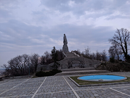 Памятник «Алёша»