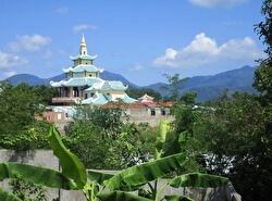 Храм Нгок Сон