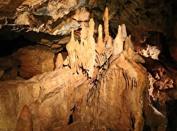 Младечские пещеры