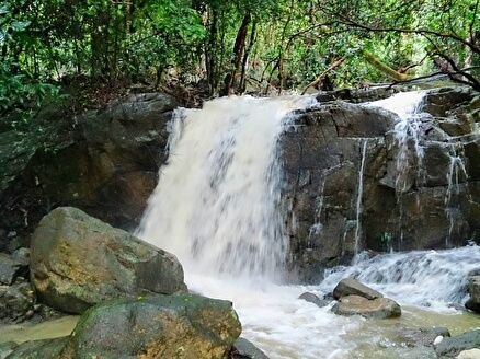 Водопад Na Mueang-1