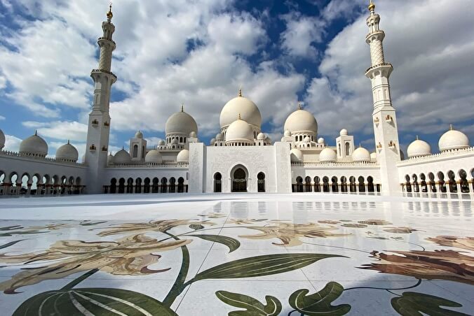 Мечеть шейха Зайда в Абу-Даби, ОАЭ: фото, отзывы и цены