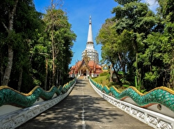 Храм Банг Рианг