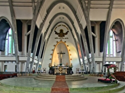 Церковь Phu Cam